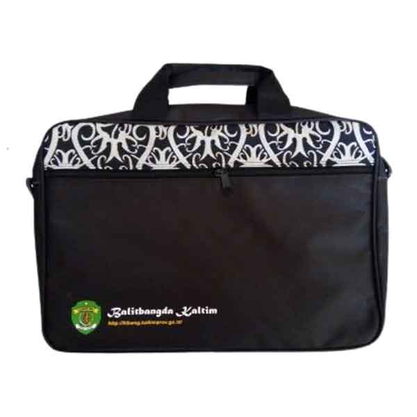 Tas-Seminar-Batik-Balitbangda-Kaltim