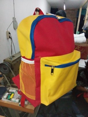 Tas ransel anak BC-16 kombinasi merah dan kuning, dokumentasi produk Esprobags